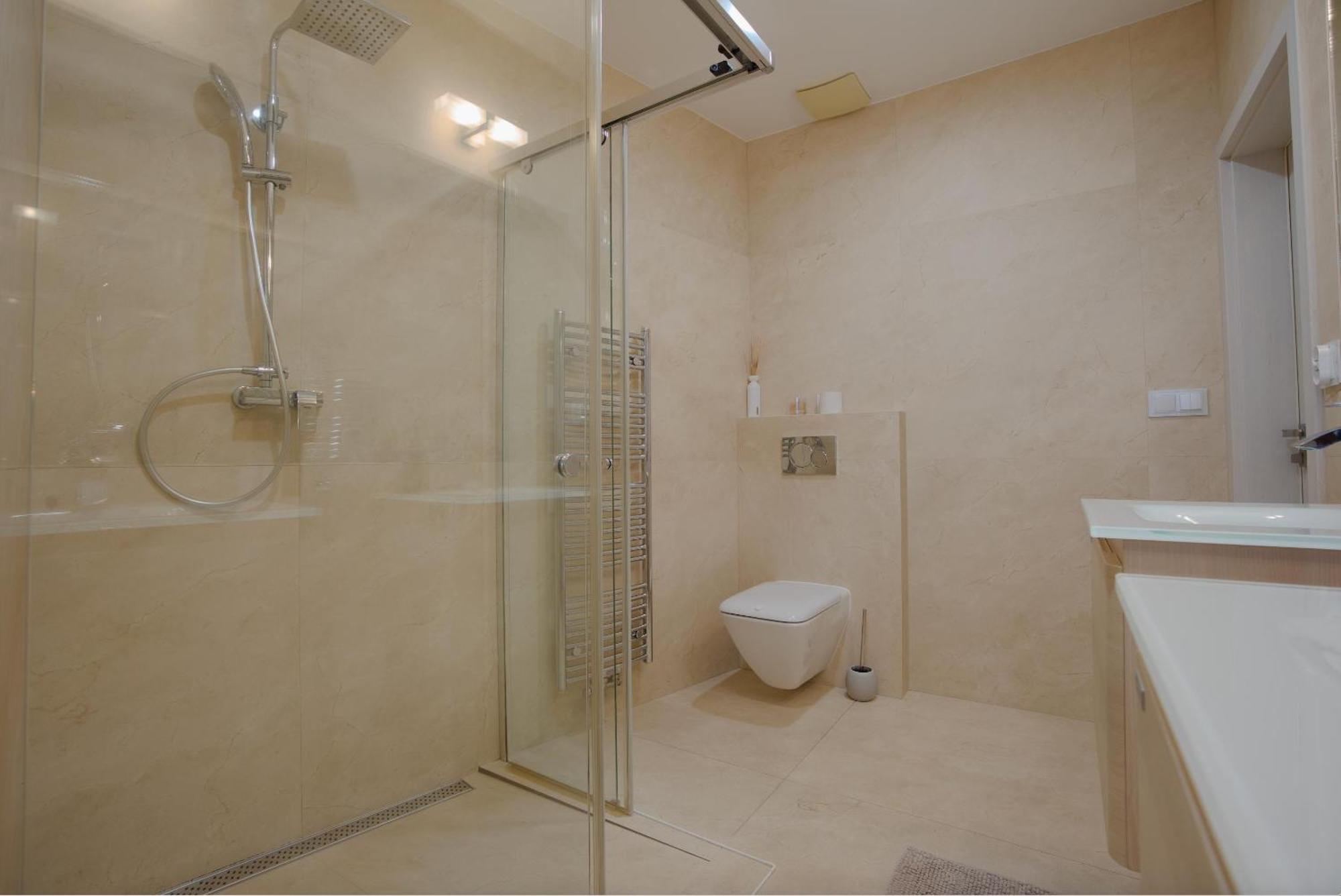 Apartamento Luxusny Penthouse Nad Jazerami 230 M2, 3X Garaz, Wifi Senec Exterior foto